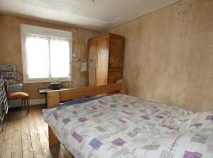 Traditional House with Garden