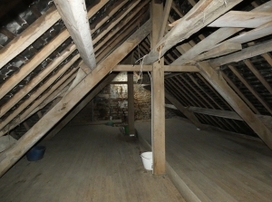 Detached Country House with Outbuilding