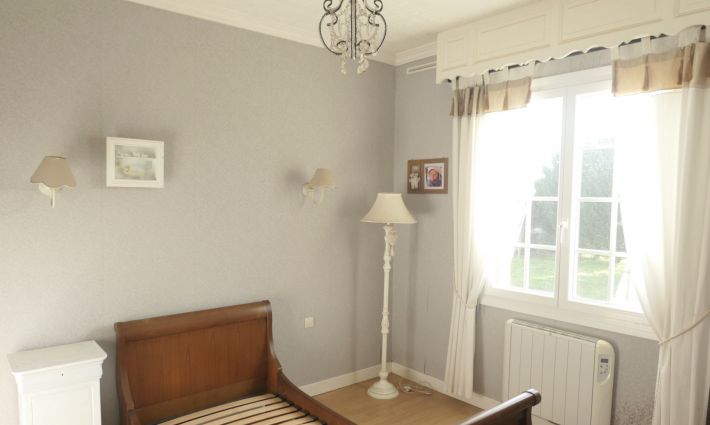 Detached House with Large Garden