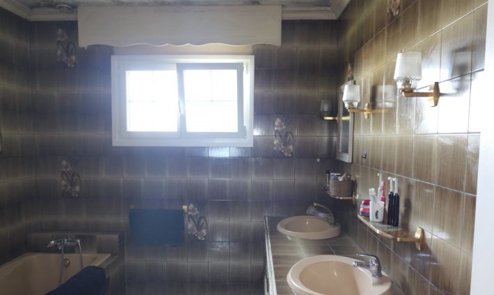 Detached House with Large Garden