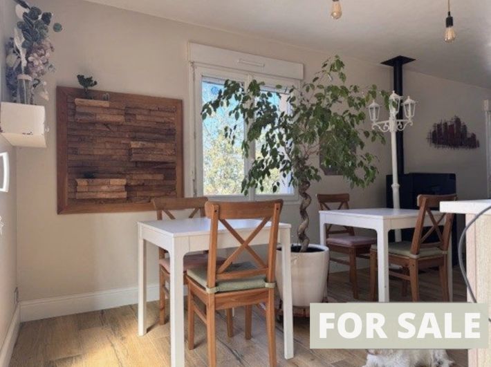 Detached Country House with Open Views