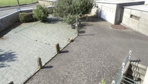 Detached House with Garden