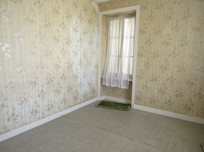 Detached House with Garden