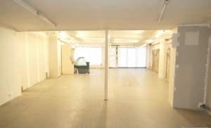 Business Premises with Apartment Above