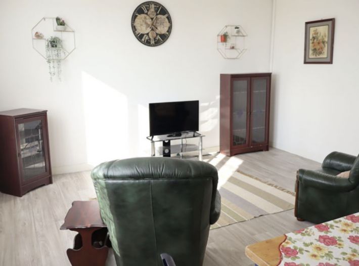 Lovely Town House in Good Order with Garden