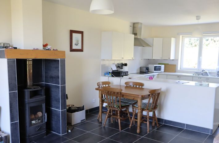 Nice Family Home with Garden