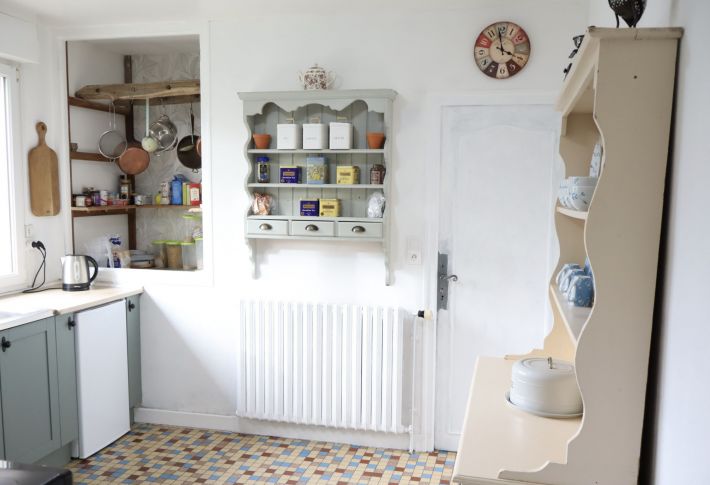 Detached House with Landscaped Garden