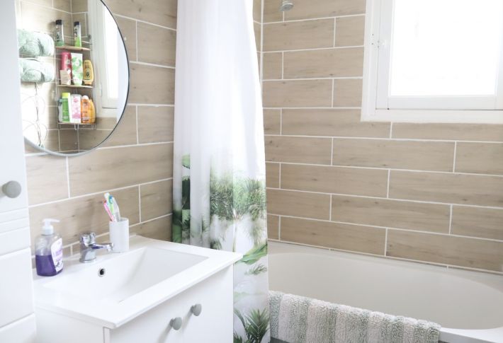 Detached House with Landscaped Garden