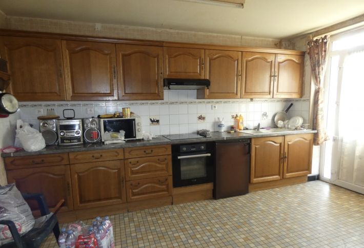 Traditional House with Nice Garden