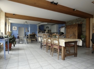 Detached Country House with Indoor Pool