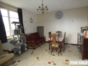 Detached House with Garden