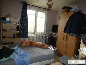 Detached House with Garden