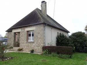 Detached House with Garden