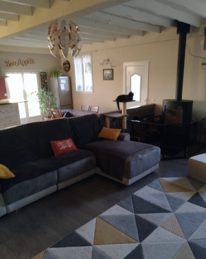 Detached Country House with Landscaped Garden