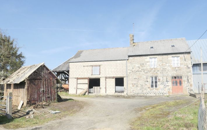 Farm House to Renovate in the Countryside