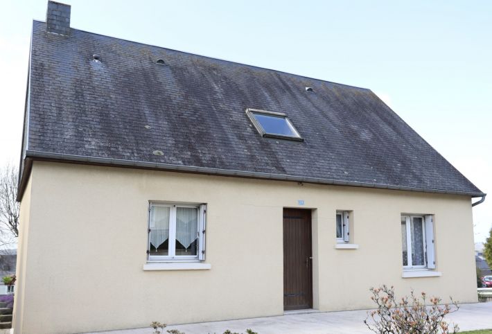 Detached House with Landscaped Garden