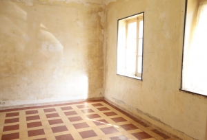 Town House With Courtyard Garden