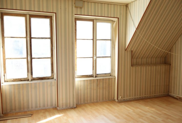 Town House With Courtyard Garden