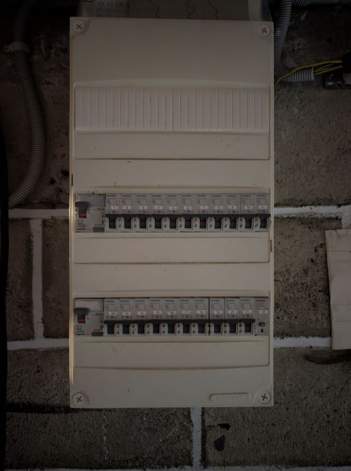 Detached House with Garden