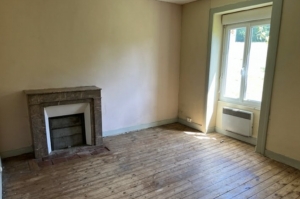 Detached Country House with Outbuilding