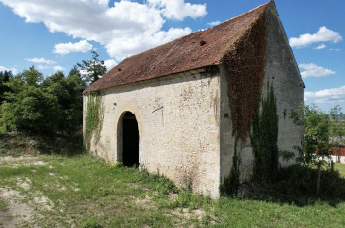 Countryside Longere House with Outbuildings and Land