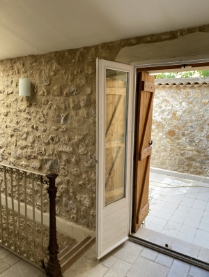 Stone House With Garage And Private Courtyard