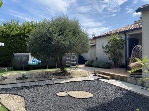 Very Comfortable Single Storey Villa With Garage