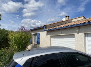Very Comfortable Single Storey Villa With Garage