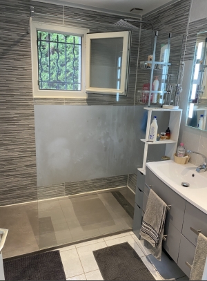Very Comfortable Single Storey Villa With Garage