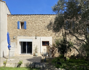 Beautiful And Rare Property Offering A Main House, A Studio And An Independent Guesthouse On A 545 M