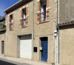 Beautiful And Rare Property Offering A Main House, A Studio And An Independent Guesthouse On A 545 M