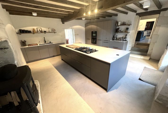 Manor House, Independent Cottage, Swimming Pool and Outbuildings