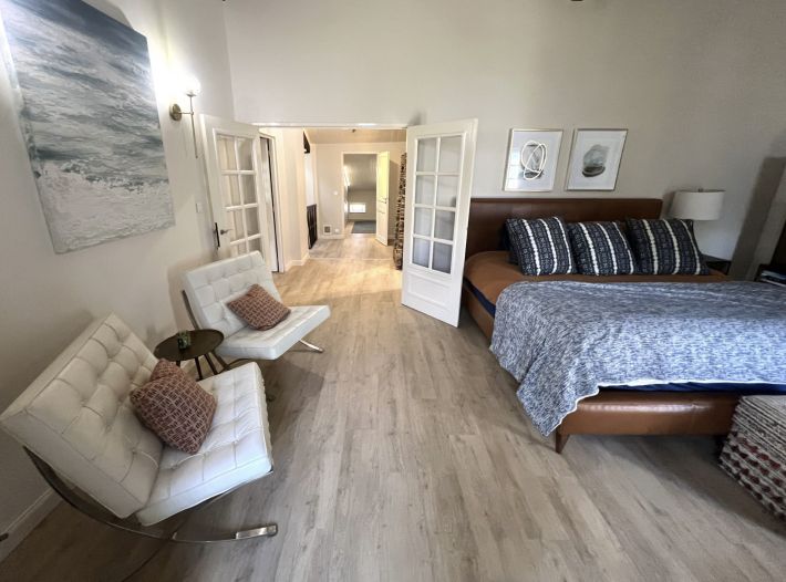 Manor House, Independent Cottage, Swimming Pool and Outbuildings