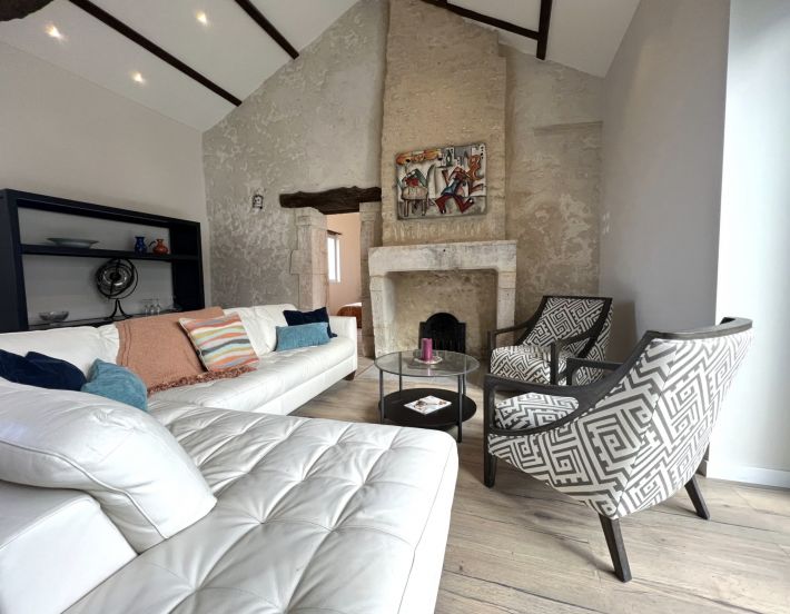 Manor House, Independent Cottage, Swimming Pool and Outbuildings