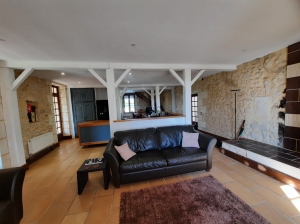 Detached Country House with Swimming Pool