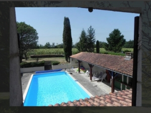 Detached Country House with Swimming Pool
