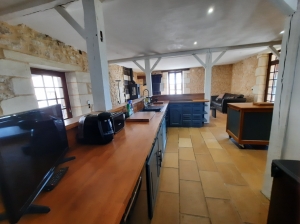 Detached Country House with Swimming Pool