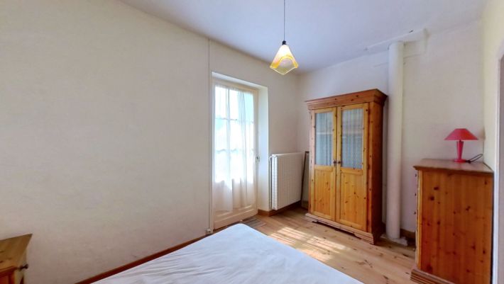 Habitable House, Ideal Holiday Home