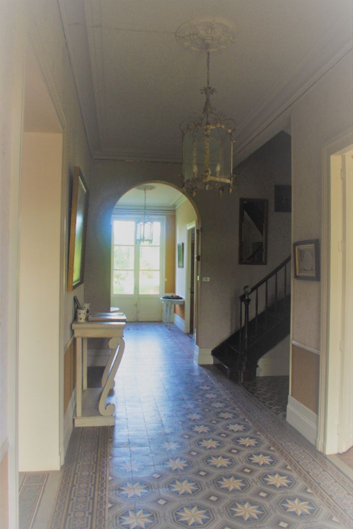 Chateau Style Property With Guest Gite, Pool and Riverside
