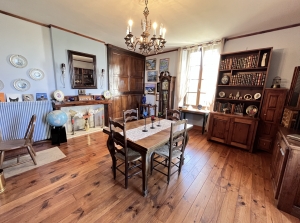 Detached Country House with Pool and Open Views