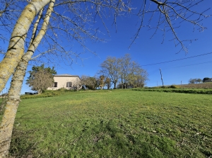 Detached Country House with Pool and Open Views