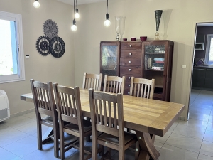 Detached House with Swimming Pool