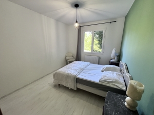 Detached House with Swimming Pool