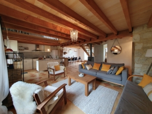 Detached Country House with Pool and Open Views