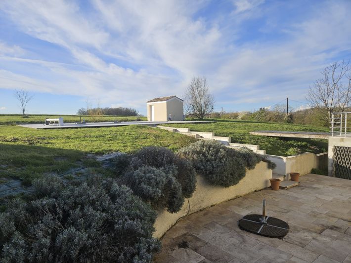 Detached Country House with Pool and Open Views