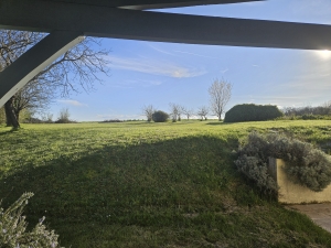 Detached Country House with Pool and Open Views