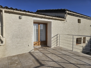 Detached Country House with Pool and Open Views