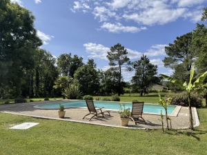 Detached Country House with Swimming Pool