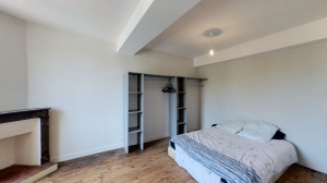 Property in the Heart of Picturesque Villae