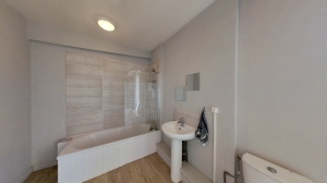 Property in the Heart of Picturesque Villae